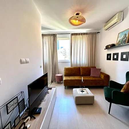 Apartment Modern City Center Apartament Tirana